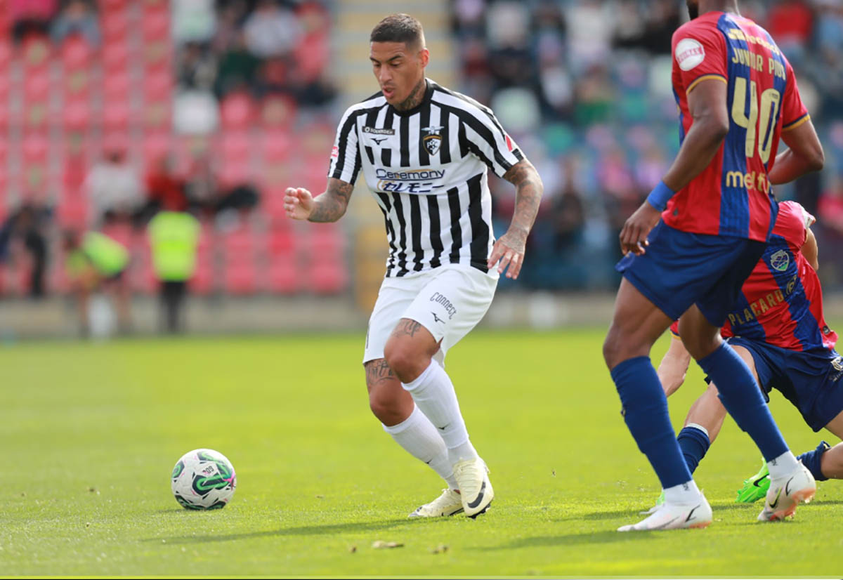 Sul Informação - Portimonense vence em Chaves com golo nos descontos
