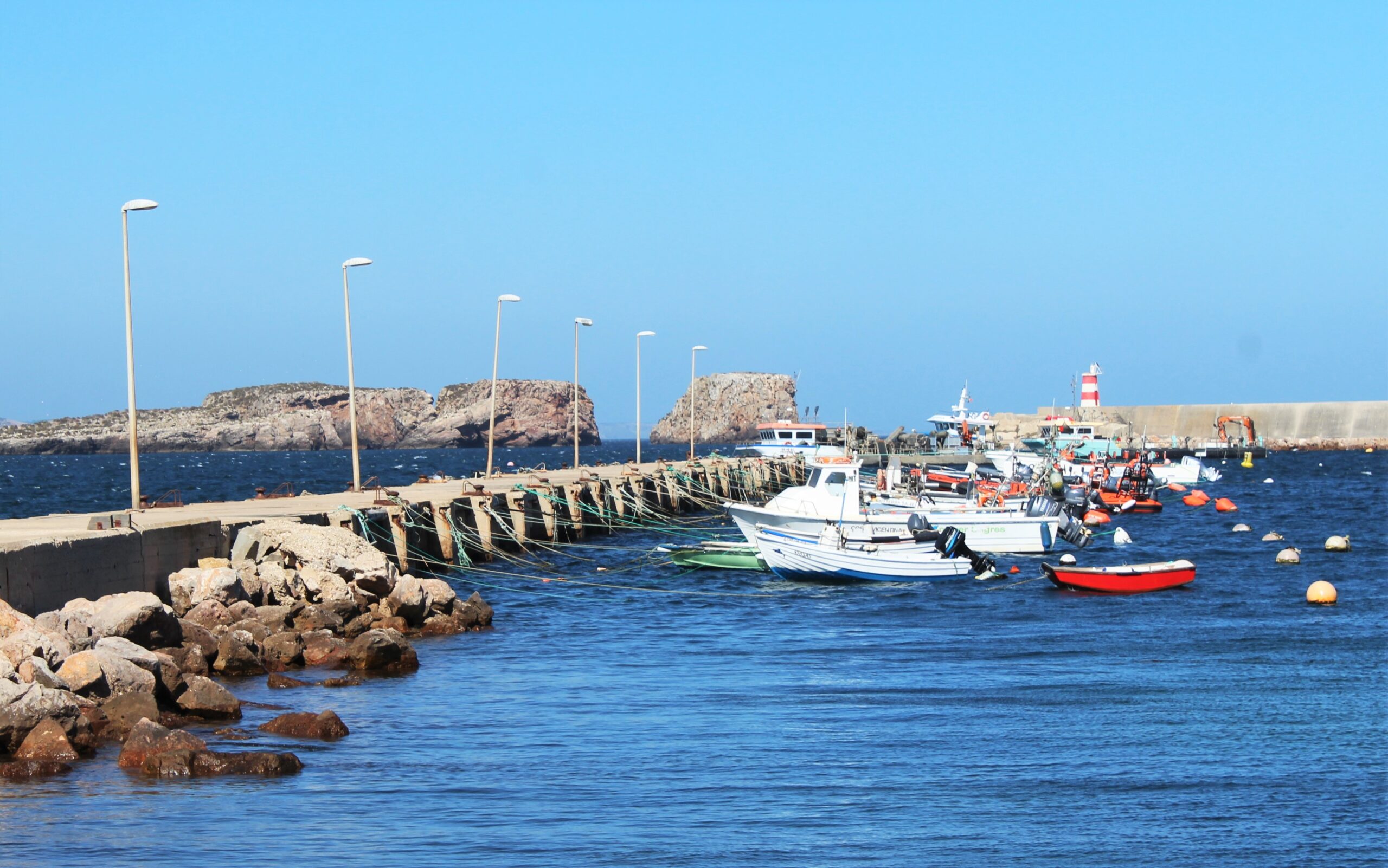 Sul Informação - Obras no porto de pesca da Baleeira vão arrancar «em meados de Agosto»