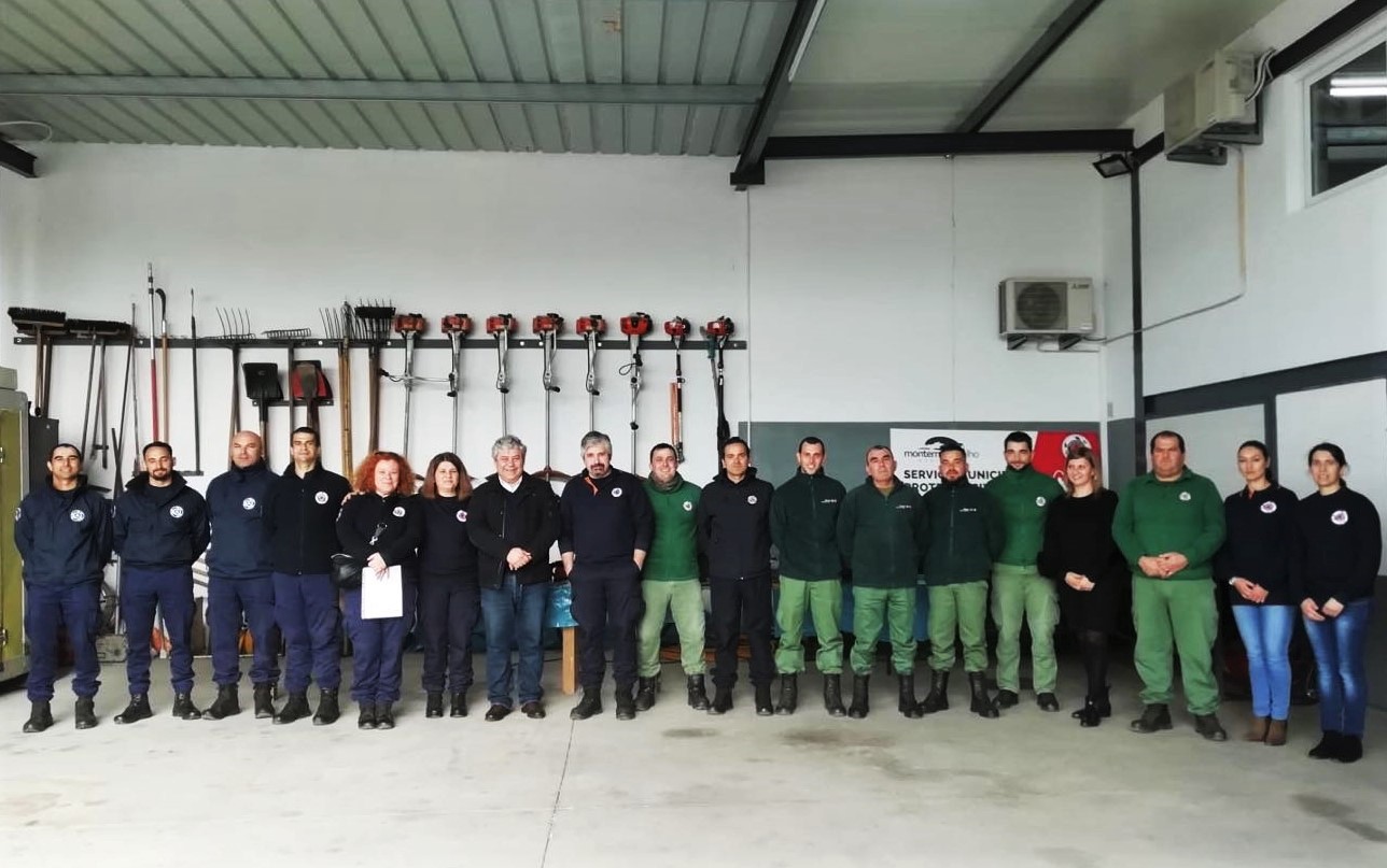 Sul Informação - Agentes de Proteção Civil de Silves e Loulé aprenderam a “combater” vespa asiática