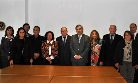 Sul Informação - Universidade do Algarve assina protocolo para formação contínua nas escolas