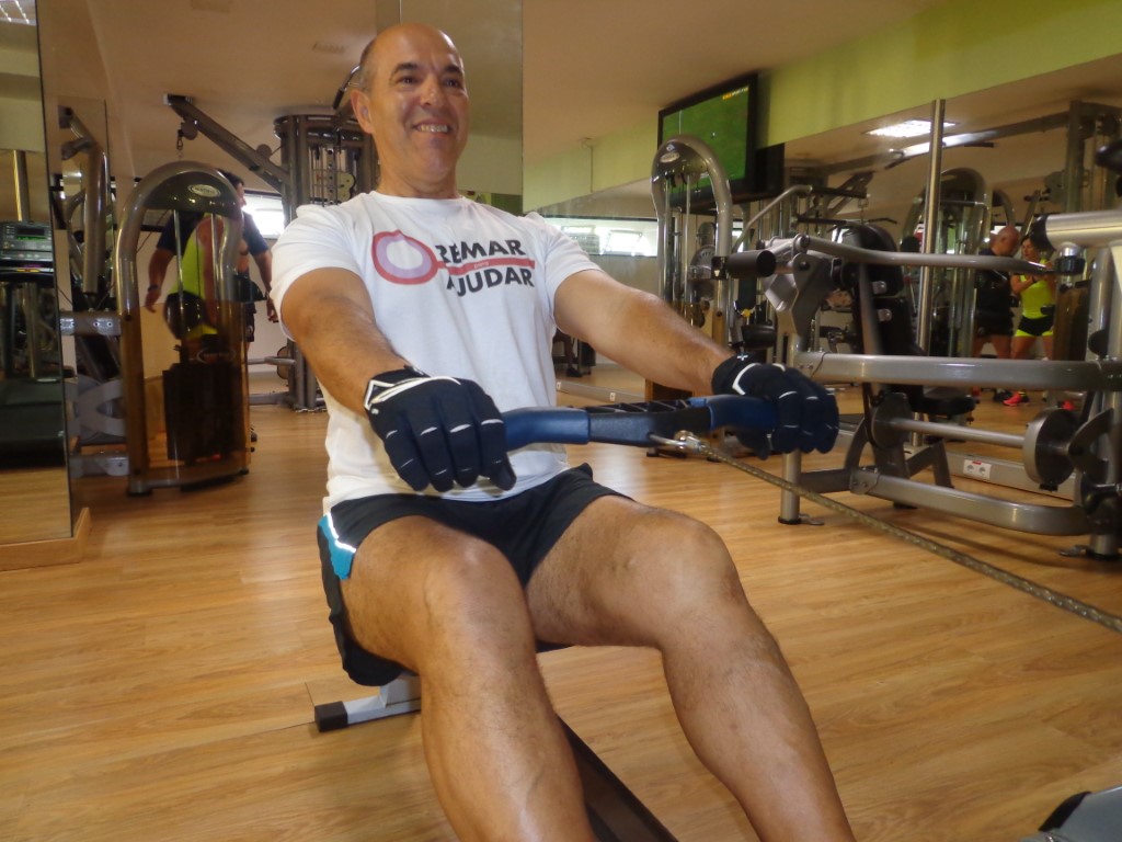 Sul Informação - Fisioterapeuta rema para ajudar doentes com Parkinson e Alzheimer de Quarteira