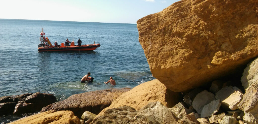 resgate falesia praia da luz_alterada