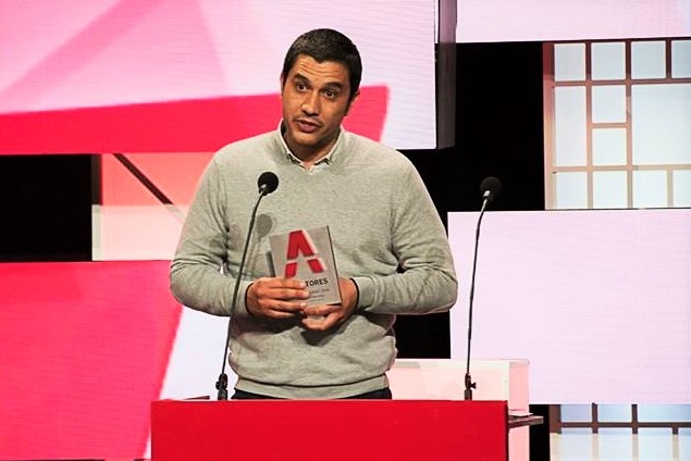 Sul Informação - Sandro William Junqueira vence prémio de melhor livro infantojuvenil