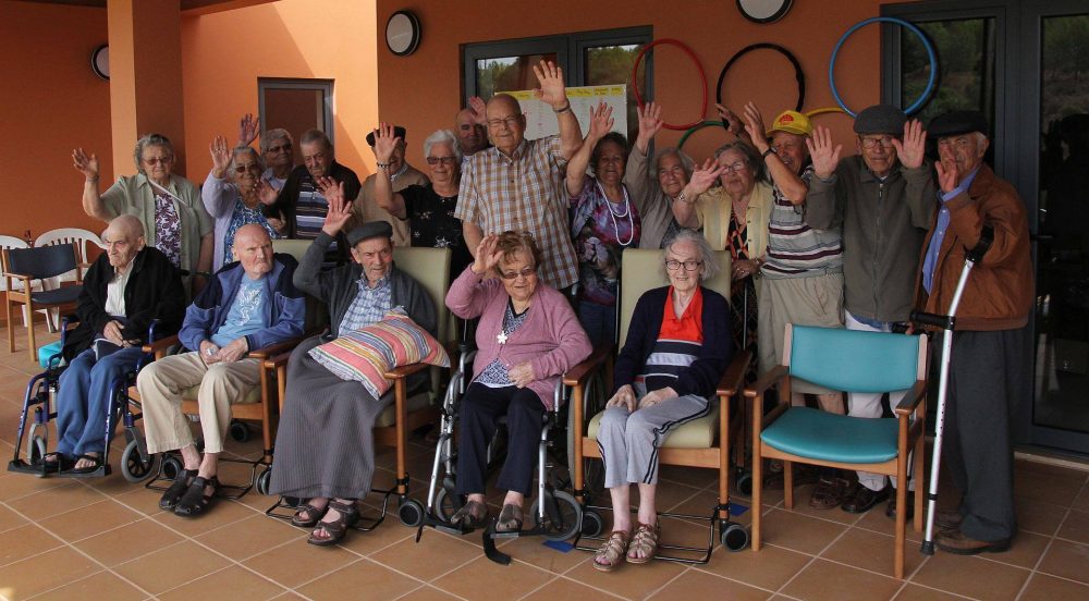 Sul Informação - 50 idosos da Santa Casa da Misericórdia de Vila do Bispo vão assistir ao Portugal vs Letónia