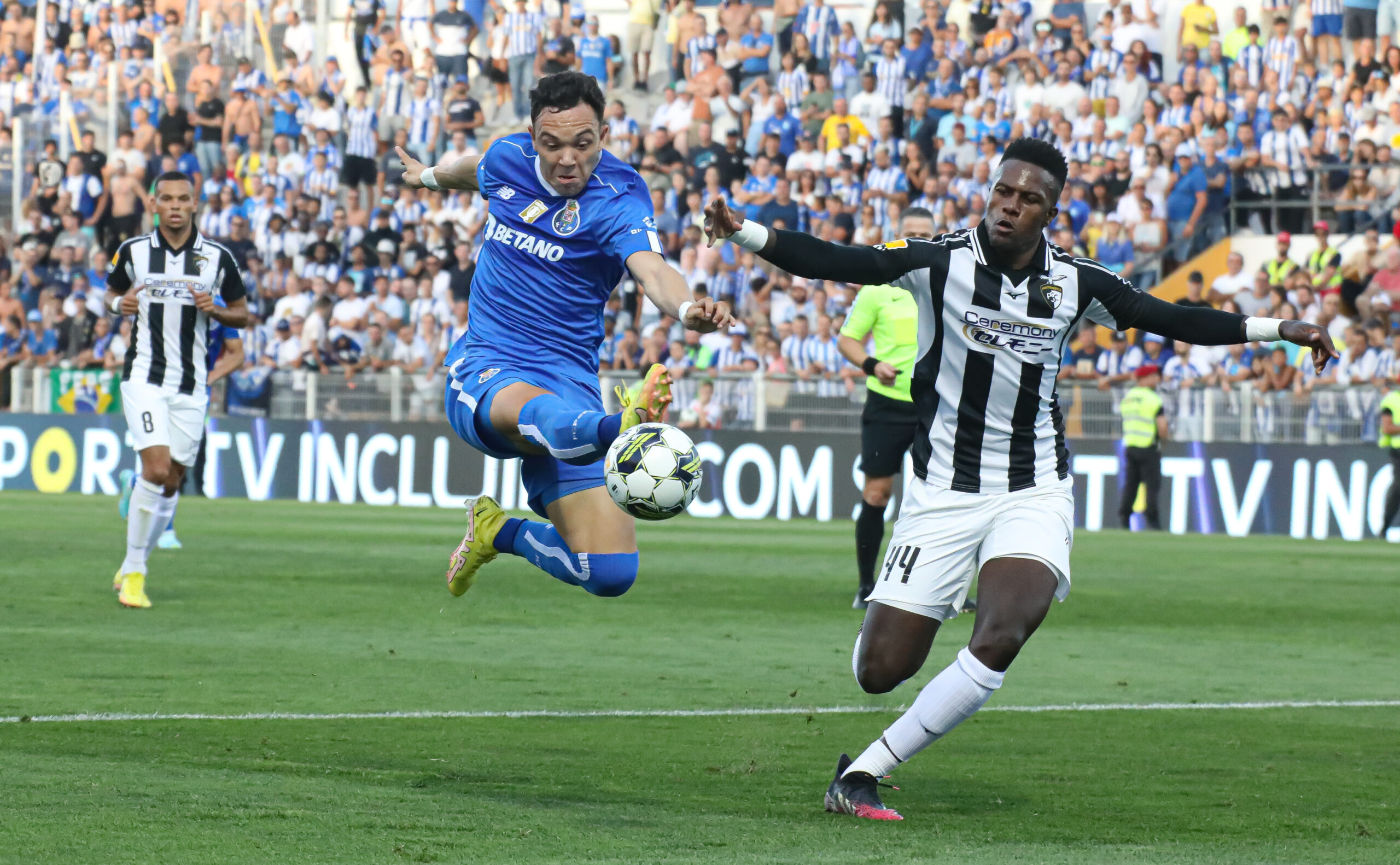 Sul Informação - Portimonense entrou bem, mas perdeu frente ao FC Porto