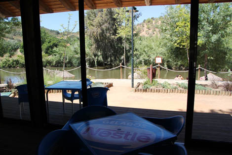 Sul Informação - Novo Snack-Bar da Praia Fluvial de Alcoutim já abriu