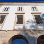 Sul Informação - Caloiros da UAlg foram “Partilhar Sorrisos” à porta da Santa Casa da Misericórdia de Faro