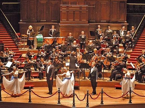 Sul Informação - Strauss Festival Orchestra e Strauss Festival Ballet Ensemble atuam em Faro