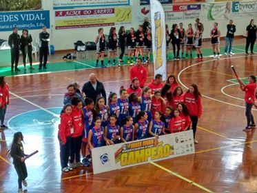 Sul Informação - ACD Ferragudo arrecada título de campeã do Algarve em sub16 femininos