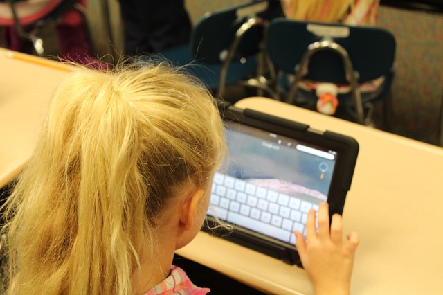 Sul Informação - Portimão disponibiliza computadores, tablets com acesso à internet e refeições aos alunos do concelho