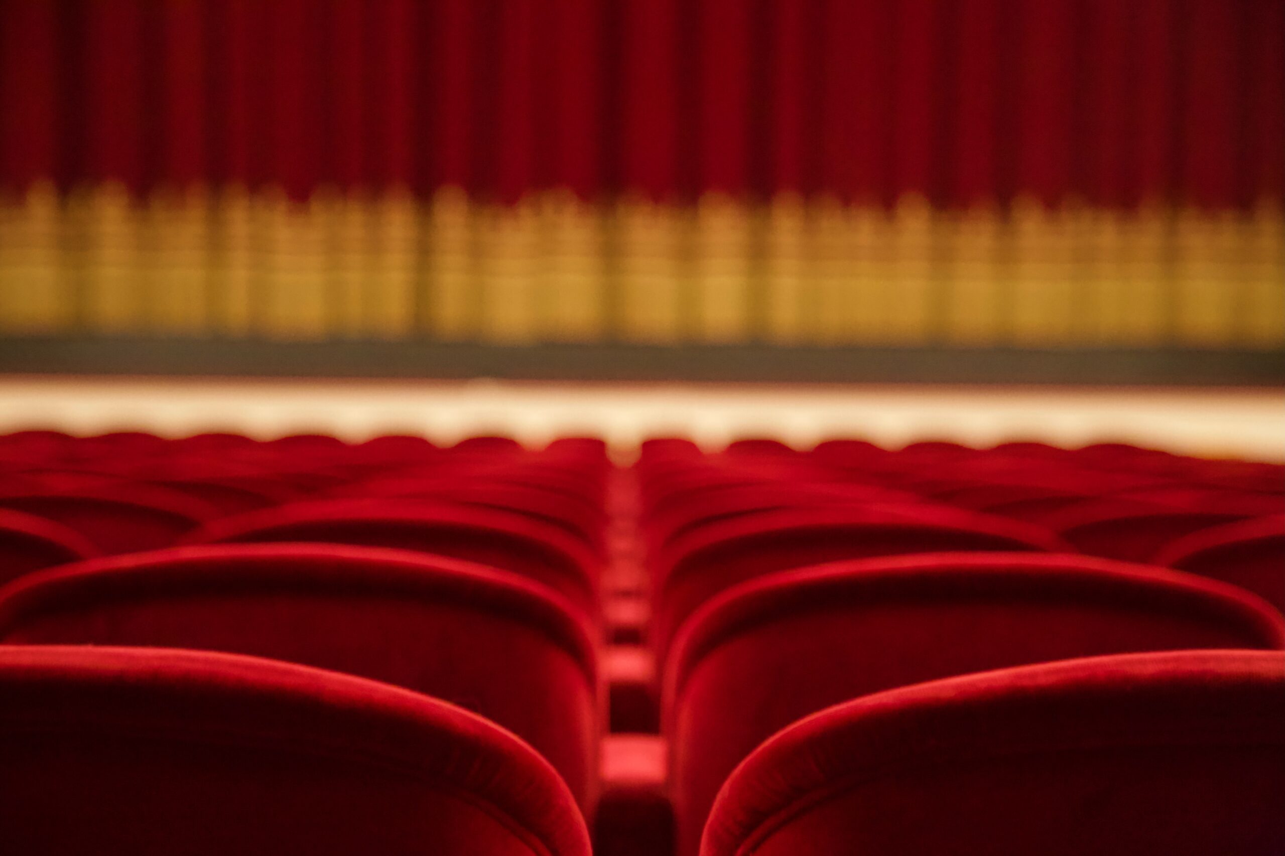 Sul Informação - Grupo de Teatro Sénior de São Marcos da Serra apresenta “Eu quero é festa!”