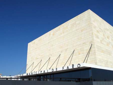 Sul Informação - Teatro Municipal de Faro baixa preços dos bilhetes para produções próprias em 2012
