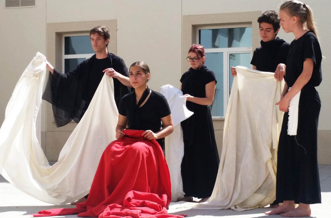 Sul Informação - Cineclube de Faro vai dar aula a alunos de teatro da Secundária Tomás Cabreira
