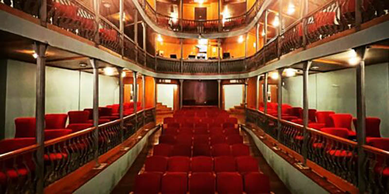 Sul Informação - “Reabriu a Pensão Luar do Cadoiço” no Teatro Mascarenhas Gregório