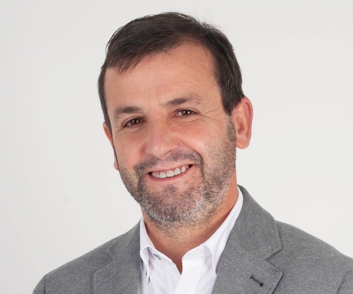 Sul Informação - Tino de Rans faz campanha nos Mercados de Loulé e Olhão
