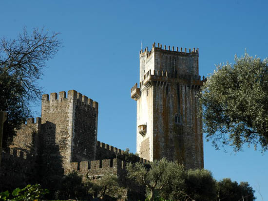 Sul Informação - Derrocada na Torre de Menagem do Castelo de Beja não tem a ver com obras em curso