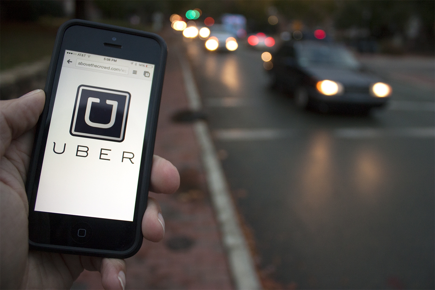 Sul Informação - Uber no Algarve em 2016 não assusta taxistas, mas transferistas temem «concorrência desleal»