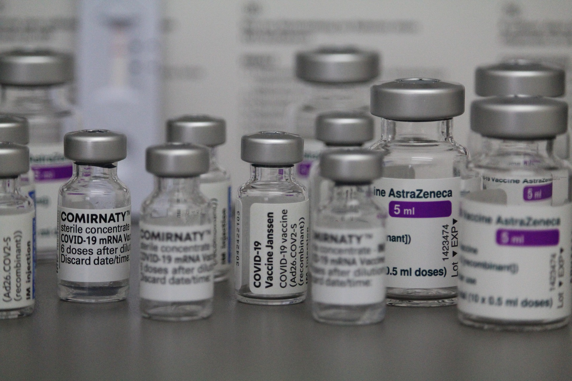 Sul Informação - DGS diz que vacinação de menores de 12 a 15 anos saudáveis só com prescrição médica