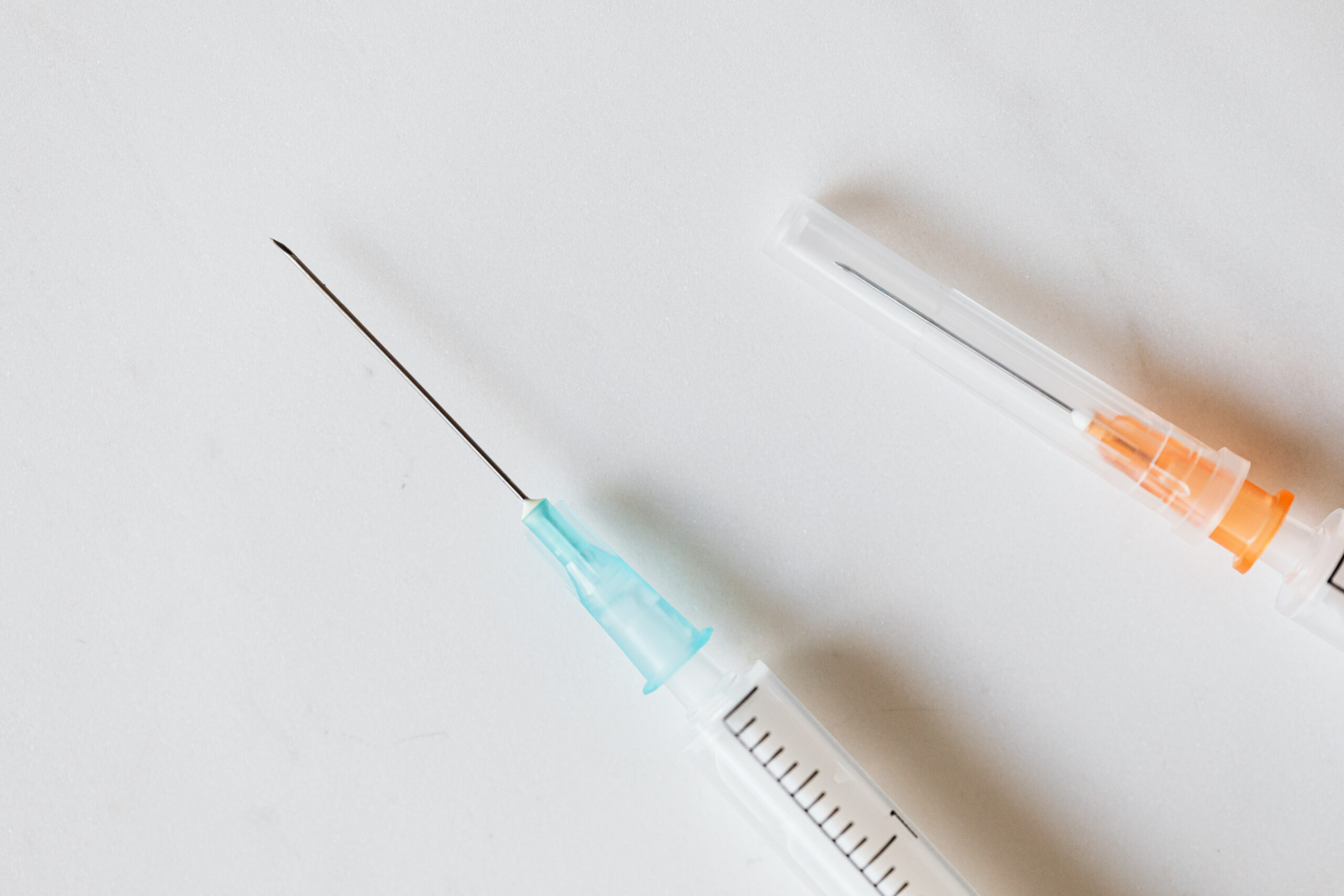 Sul Informação - Análise de resultados da vacina Oxford/AstraZeneca confirma eficácia até 90%