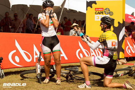 Sul Informação - Pedido de casamento na África do Sul coloca casal de ciclistas algarvios nas bocas do mundo