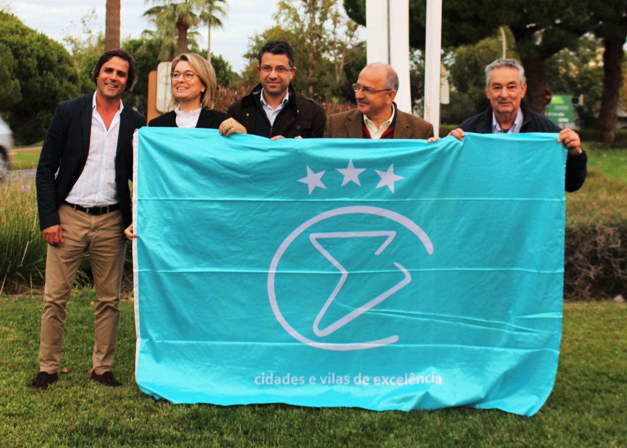 Sul Informação - Vilamoura recebe bandeira “Cidade de Excelência” pelos projetos de mobilidade