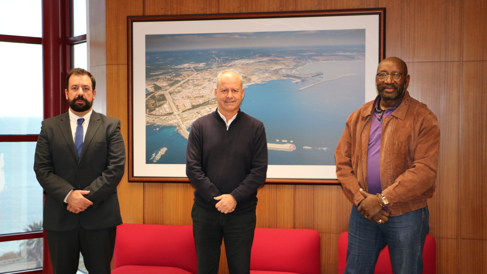 Sul Informação - Empresa portuária angolana Kwanda visita Porto de Sines