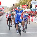 Sul Informação - Fábio Jakobsen é o primeiro camisola amarela da Volta ao Algarve