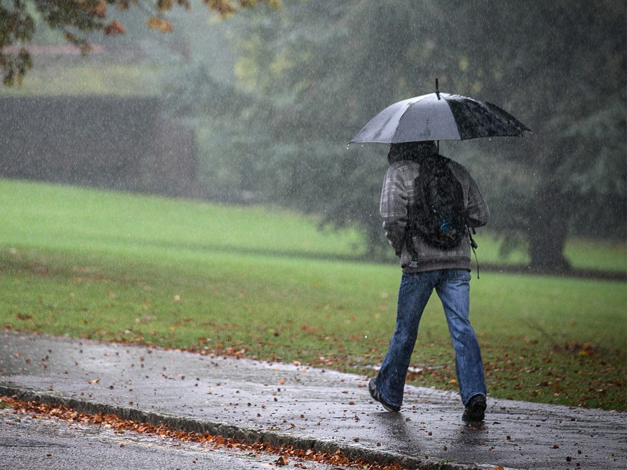 Sul Informação - A muita chuva que caiu em Março (quase) acabou com a seca e compôs barragens do Algarve