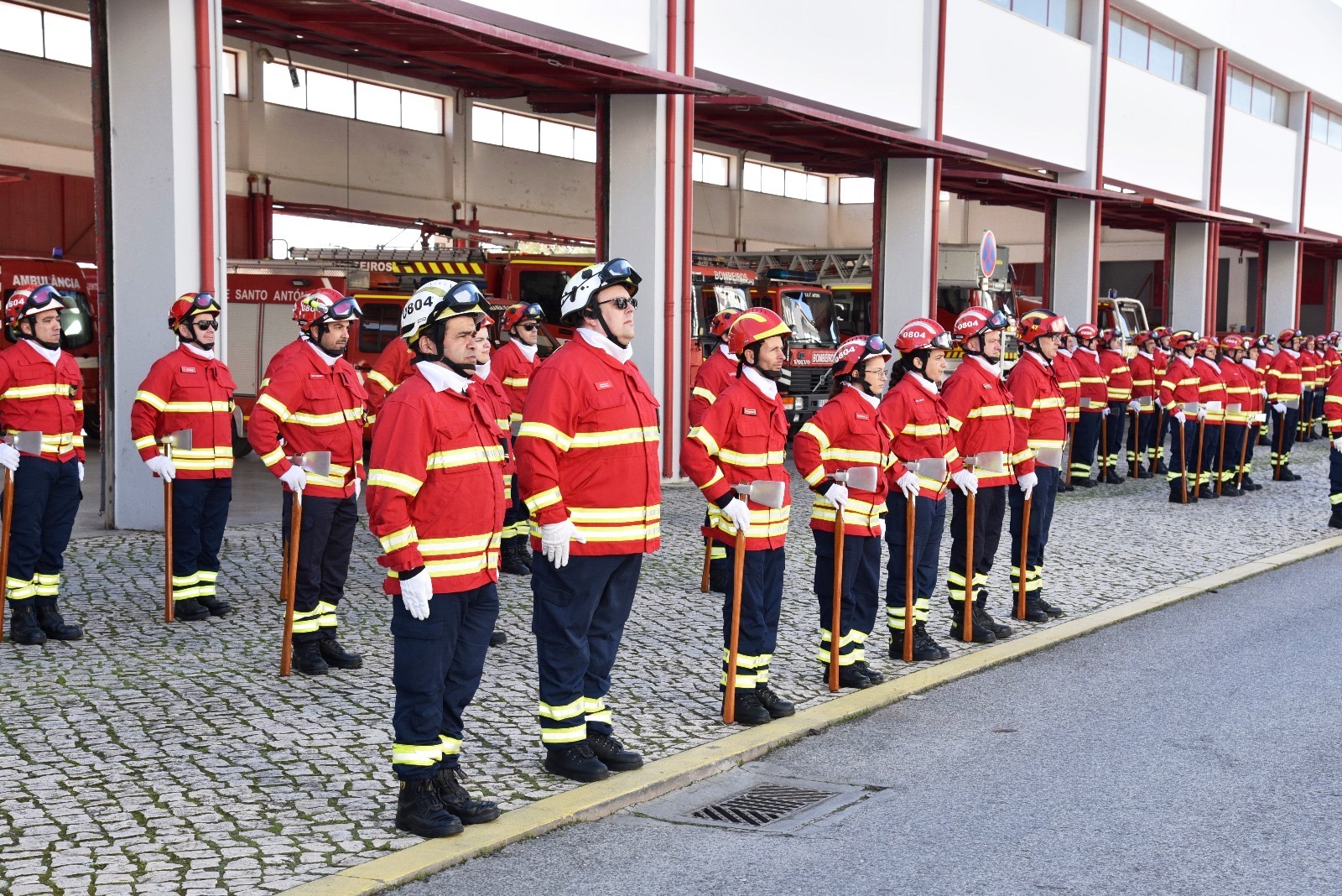 Sul Informação - Bombeiros de Vila Real de Santo António e Castro Marim recebem 472 mil euros de subsídio