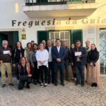 Sul Informação - “Humor à Moda da Guia” angariou 6 mil euros para 12 instituições de Albufeira