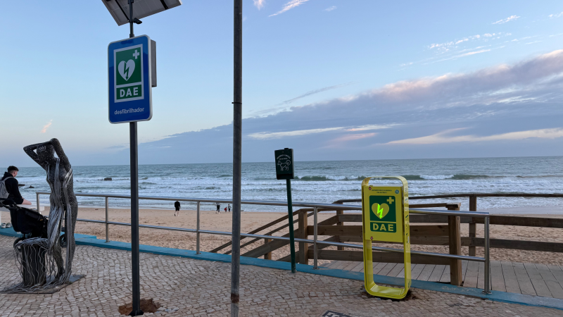 Sul Informação - Albufeira continua a investir com 12 novos desfibrilhadores no concelho