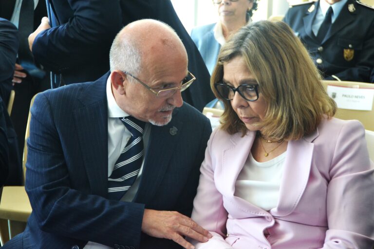 Sul Informação - Ministra anuncia que Centro Oncológico «vai ficar» incorporado no Hospital Central