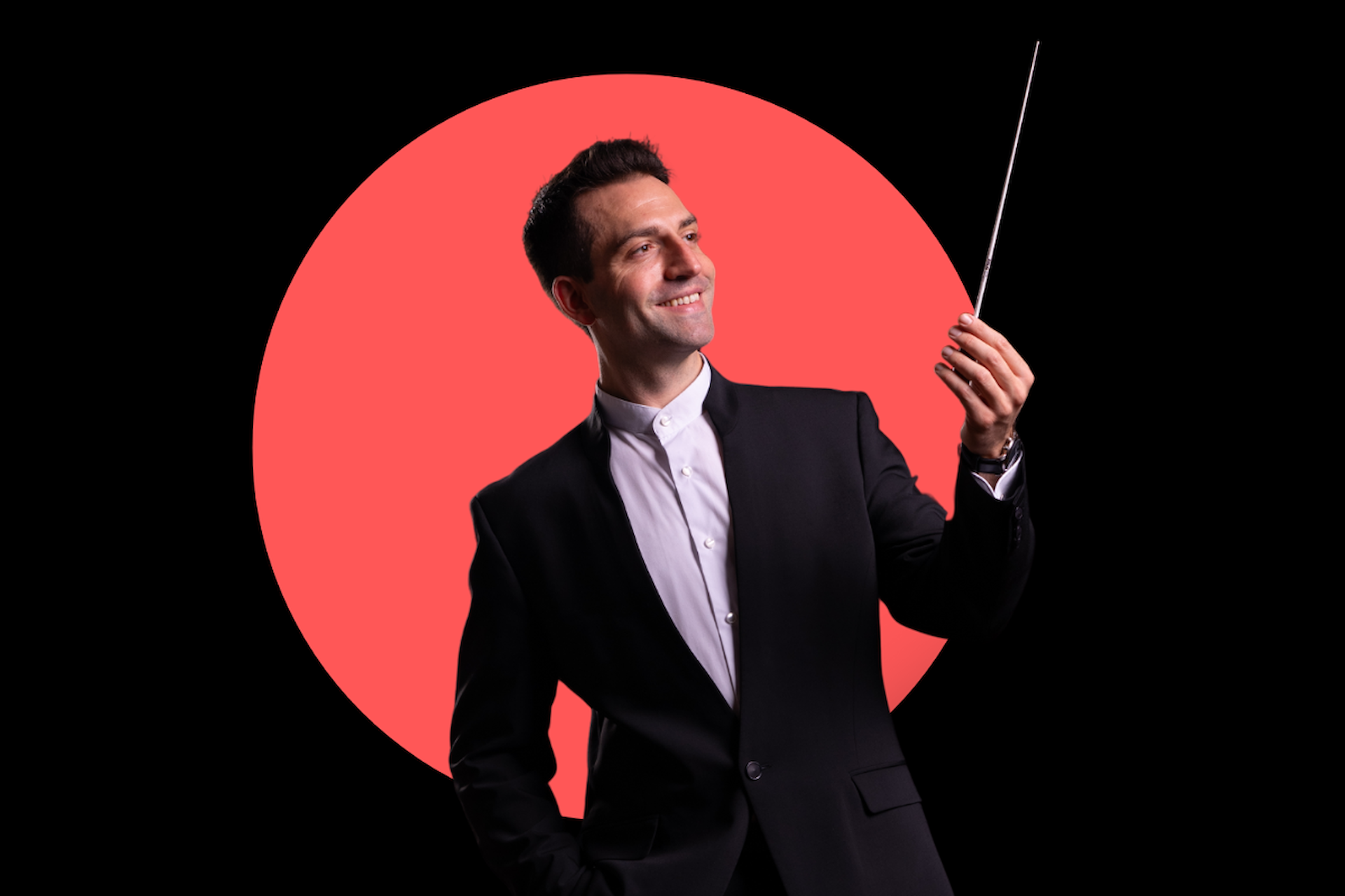 Sul Informação - Pablo Urbina é o novo maestro titular da Orquestra do Algarve