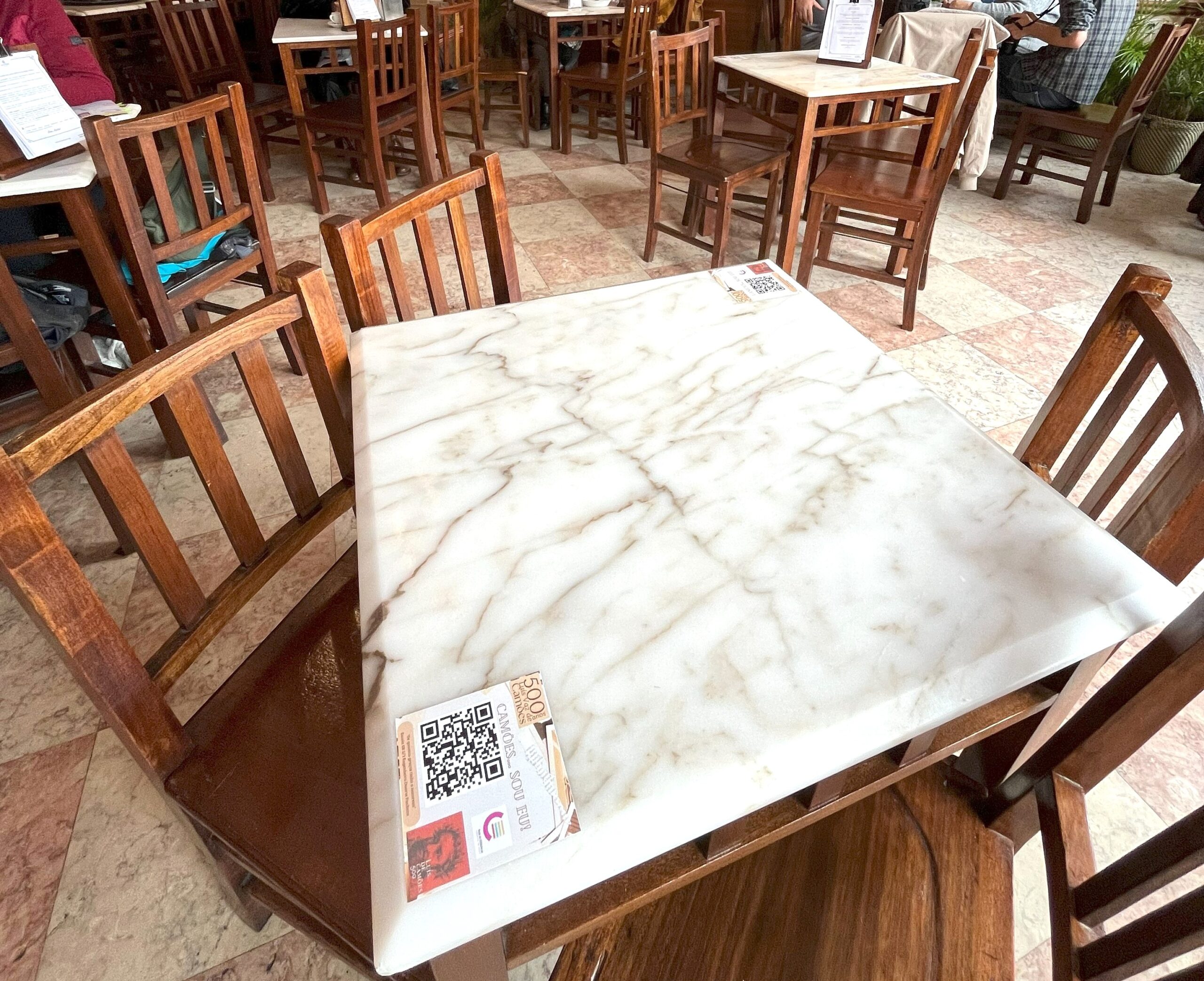 Sul Informação - Rede de Bibliotecas serve poesia de Camões nos Cafés de Loulé