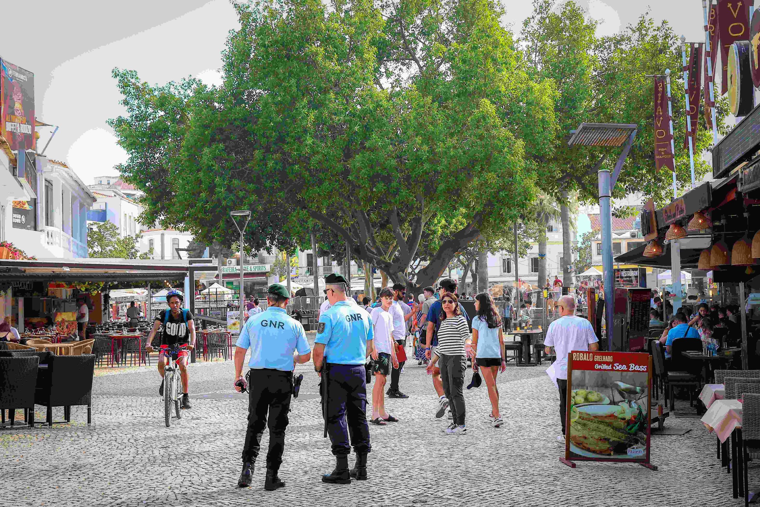 Sul Informação - Ação de reforço de segurança, única a nível nacional, já arrancou em Albufeira