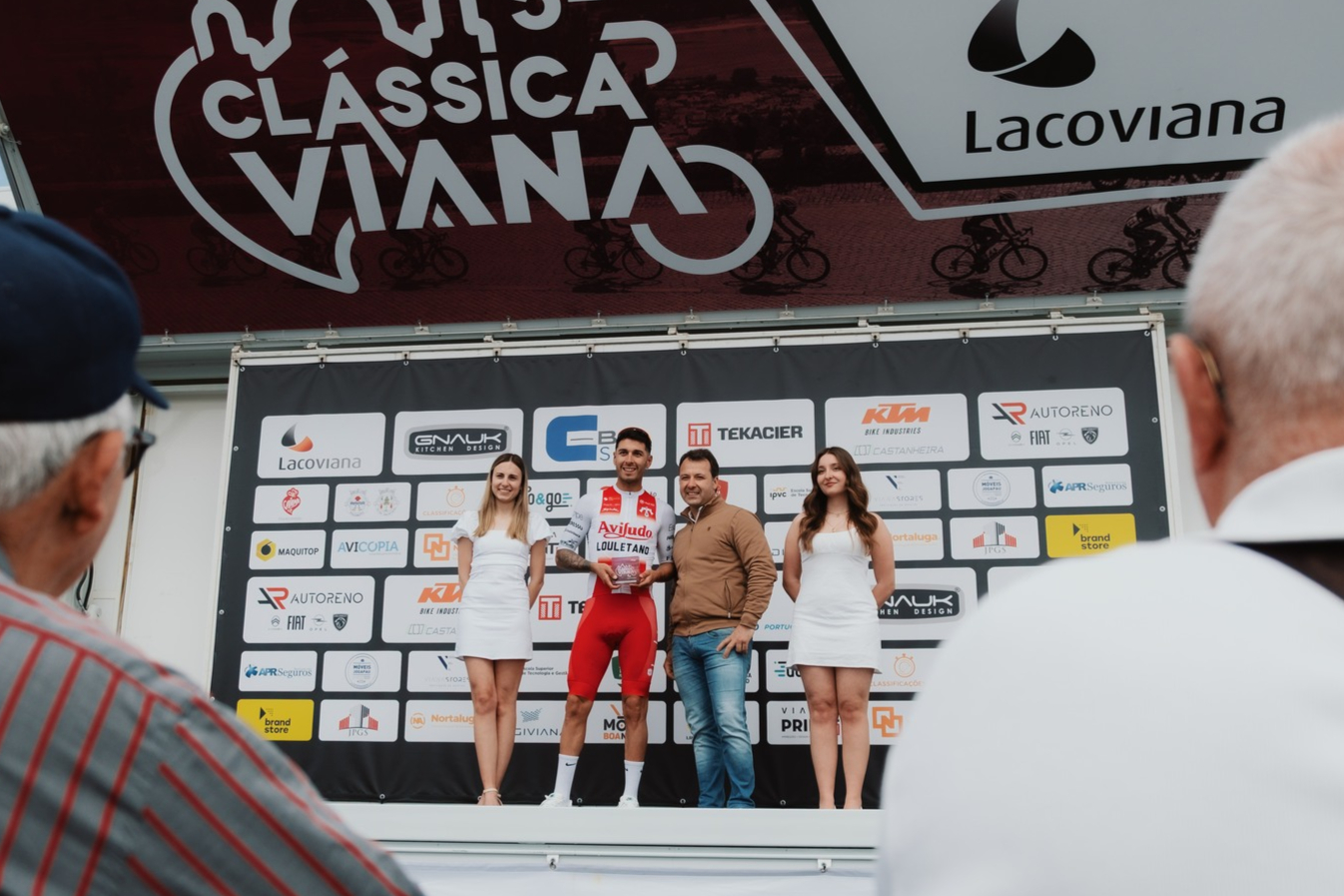 Nicolás Tivani no pódio