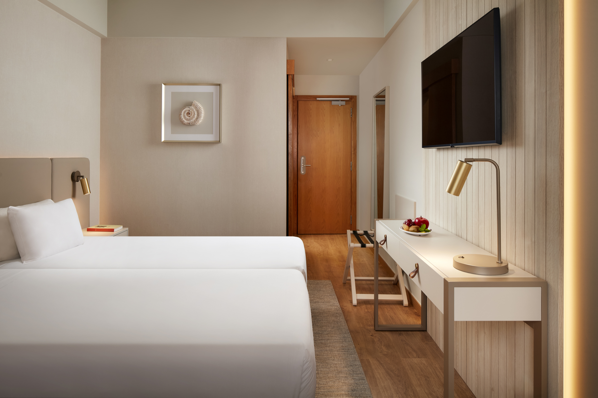 Sul Informação - Dom José Beach Hotel já está completamente renovado