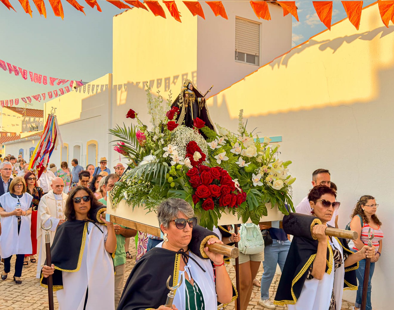 Sul Informação - Santa Rita homenageia sua padroeira