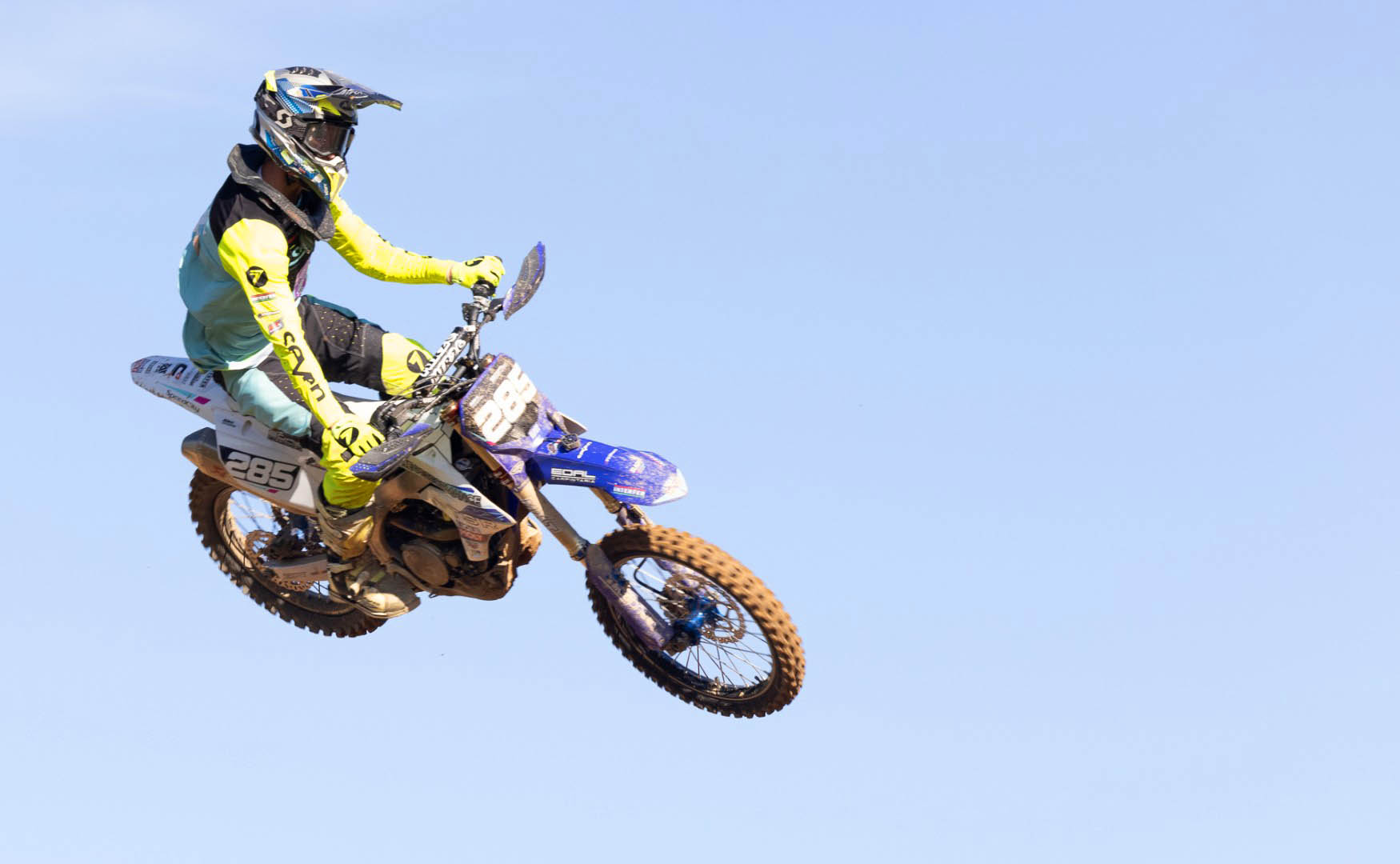 Sul Informação - Lama, pó, saltos e adrenalina no Circuito de Motocross da Cortelha [fotogaleria]