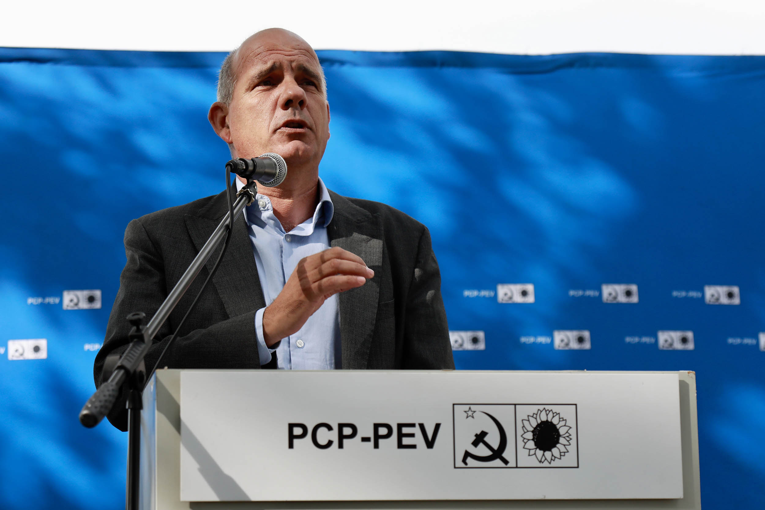 Sul Informação - Paulo Raimundo recusa Portugal “cúmplice” da guerra com uso da Base das Lajes
