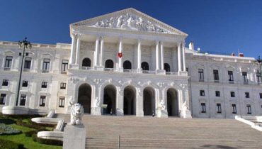 Assembleia-da-República2