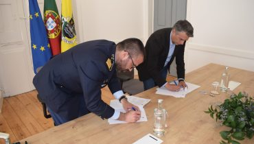 Assinatura de contratos de comodato_MOdemira_GNR
