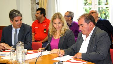 Assinatura dos protocolos entre os Bombeiros e a AMB3E|Missão Eletrão|Paulo Morgado e Macário Correia a assinar o protocolo