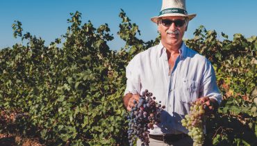 O produtor João Mariano é um dos que usa a Negra Mole na vinificação