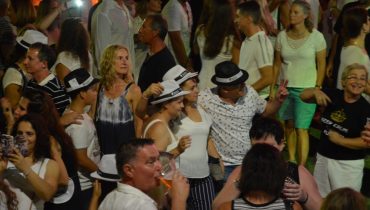 Noite Black & White em Carvoeiro