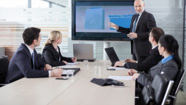 empresários sala trabalho reunião