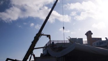 Destroços da cobertura do Aeroporto de Faro começaram a ser removidos|Aeroporto de Faro 2