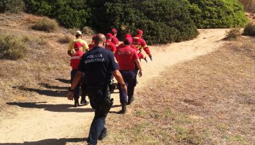 Encontrado corpo de homem na praia do Vale do Olival na Lagoa