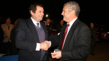 Entrega novo veículo de comando táctico aos bombeiros voluntários de VRSA