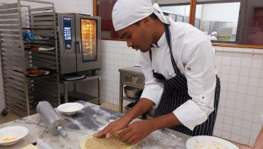 Escola de Hotelaria e Turismo do Algarve_GPC|Escola de Hotelaria e Turismo do Algarve_GESTÃO PRODUÇÃO DE COZINHA (1)|Escola de Hotelaria e Turismo do Algarve_GPC3